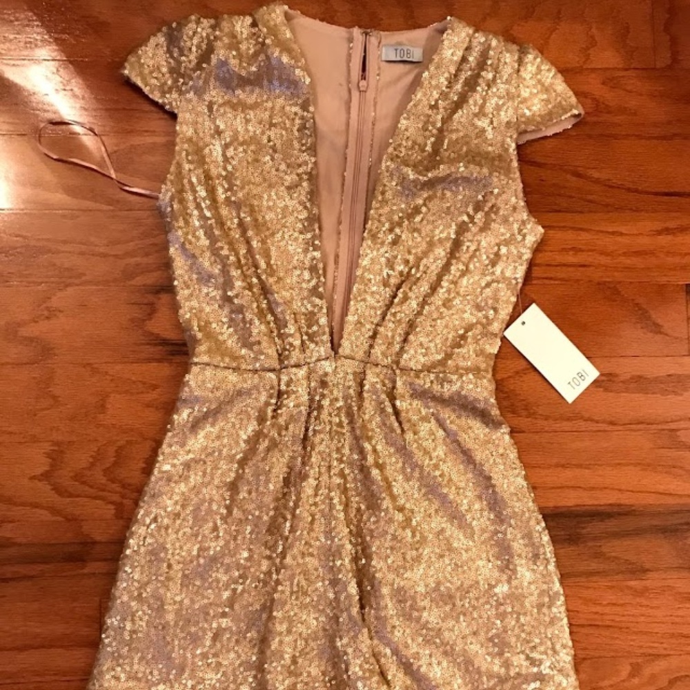 NWT Tobi champagne sequin romper